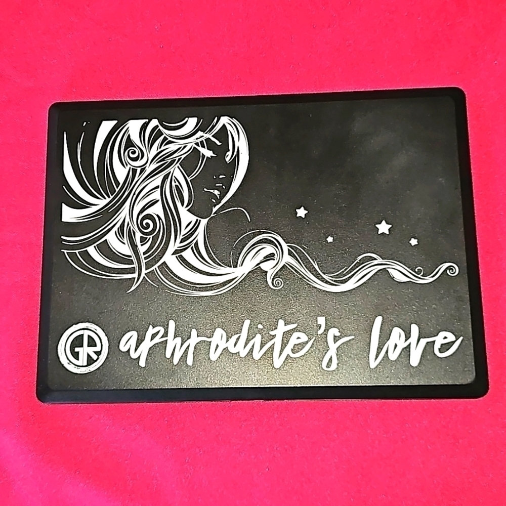 Aphrodite's Love Eyeshadow Palette